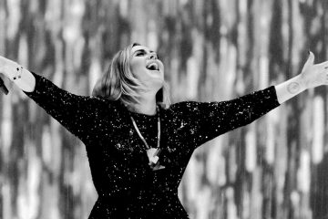 Photo: Facebook @adele