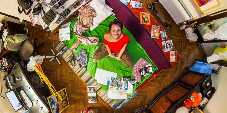 Andrea, 24 godine, Bukurešt (Rumunija) / Photo: John Thackwray