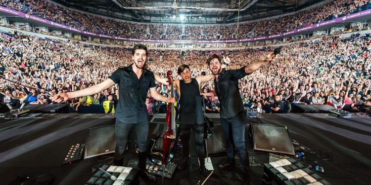 2CELLOS/ Photo: Facebook @2cellos