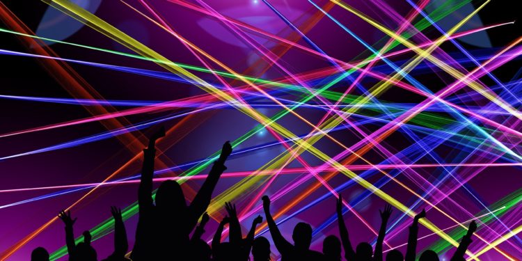 Party/Photo: Pixabay