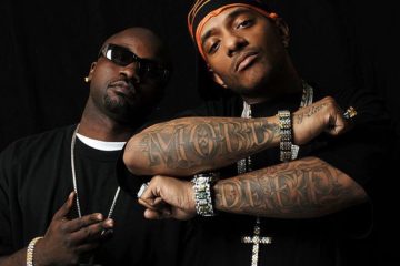 Moob Deep/facebook@MoobDeepQB