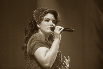 Karo Emerald/ Photo: Facebook @CaroEmeraldOfficial