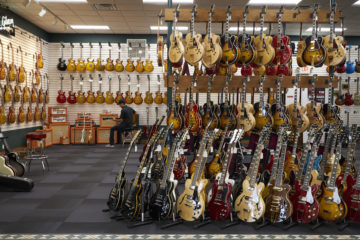 Guitar Showroom/Photo: Promo
