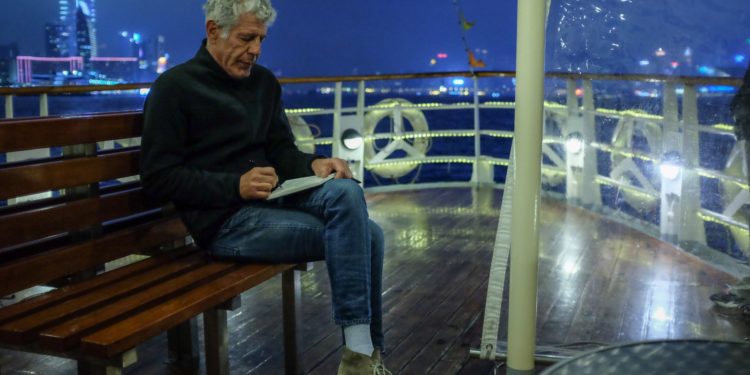 Entoni Burden/Photo: facebook@AnthonyBourdain