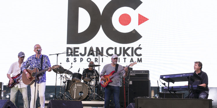 Dejan Cukić i Spori ritam bend (Beer Fest)/ Photo: AleX