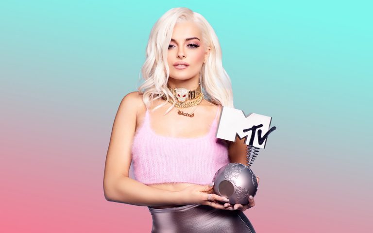 Pop zvezda Bibi Reksa voditeljka 2016 MTV EMA dodele u Roterdamu