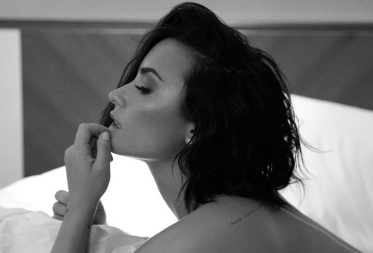 Demi Lovato u bolnici. Pevačica se predozirala heroinom?