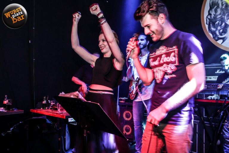 Dobrodošli u najluđi gradski rokenrol pakao: Karaoke večeras na Hell bini Wursta