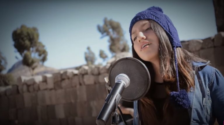 SVAKA ČAST NA IDEJI, CURO: Ova tinejdžerka pop pesmama čuva svoj jezik od izumiranja