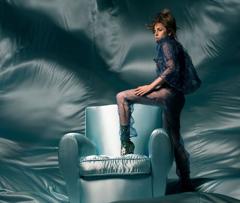Ledji Gaga objavila lyric video za “The Cure”… i to samo za one koji vežbaju jogu i nemaju morsku bolest