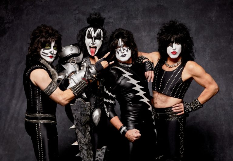 Hoće da zapale led… Grupa Kiss najavila spektakularan koncert na najhladnijem mestu na planeti Zemlji