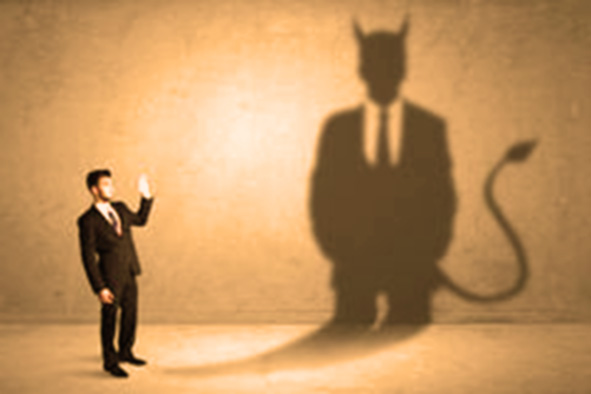 #DEVIL… Pakleno dobra ekipa u novoj predstavi “Isterivanje đavola iz direktora marketinga”