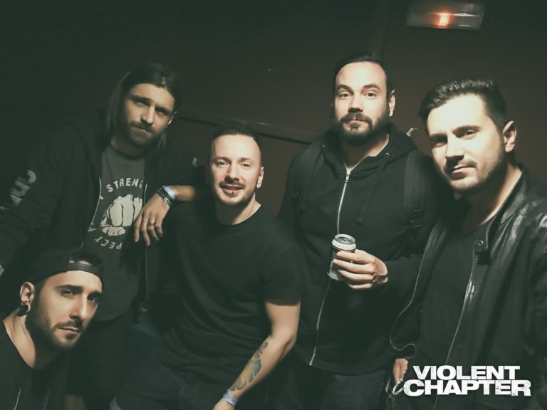 Dovoljno je reći: Violent Chapter, Decaying With The Boys, Dom omladine