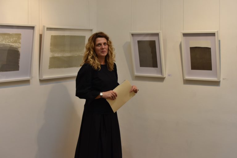 “Sneyg”… Otvorena izložba slika Natalije Mijatović u Nacionalnoj galeriji u Beogradu