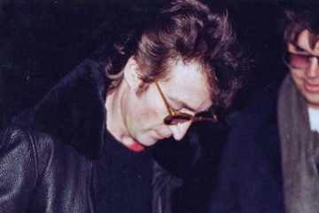 Džon Lenon i Mark Čepman/Photo: Paul Goresh/rarehistoricalphotos.com