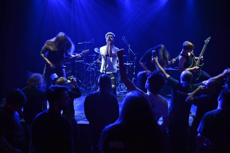Devastation night… Zvanična satnica koncerta u novosadskoj Crnoj Kući