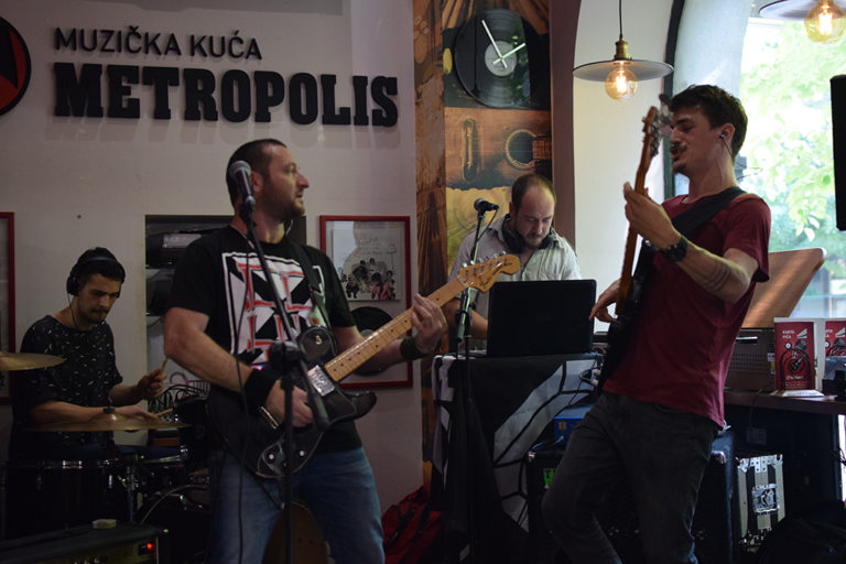 Bend Organizam održao promociju debi albuma “Intergalaktički Cirkus” u Metropolisu