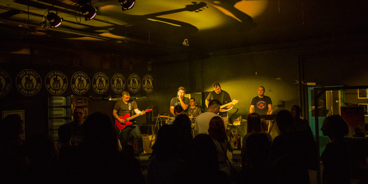 IQV/ Photo: AleX