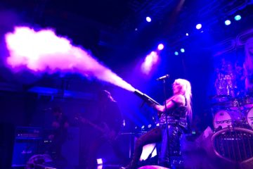 Doro/Photo; facebook@DoroPeschOfficial