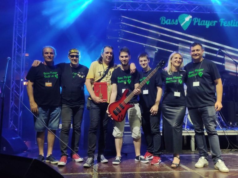 Završen treći Bass Player Festival u Mladenovcu… Pobednik je Renato Ivković iz benda Hazel