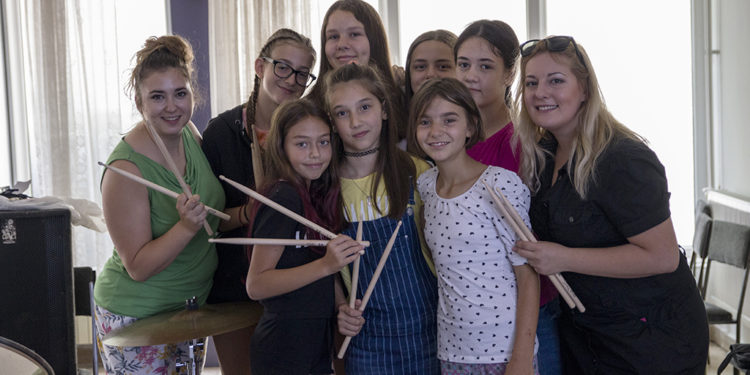 Rok kamp za devojčice/ Photo: Promo (AleX)