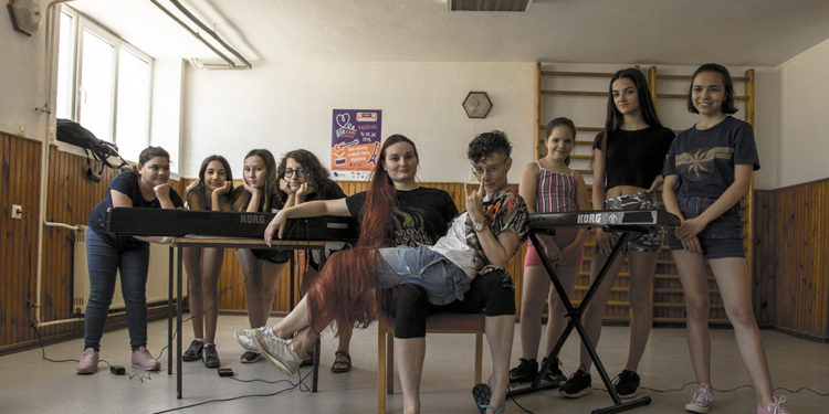 Rok kamp za devojčice/ Photo: Promo (AleX)