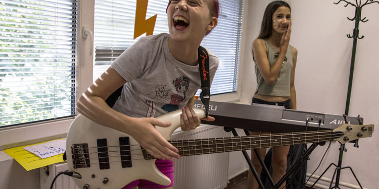 Rok kamp za devojčice/ Photo: Promo (AleX)