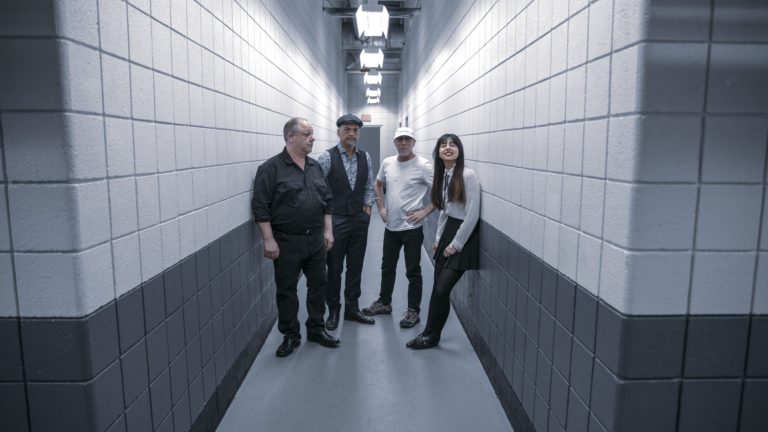 Pixies konačno objavili album “Beneath the Eyrie”… Edgar Alan Po bi bio zadovoljan