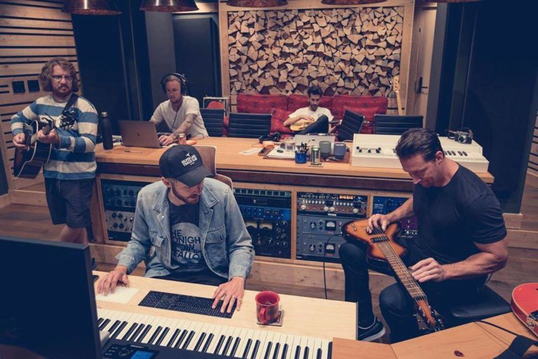 SAMO STRPLJIVO, DO NOVEMBRA… OneRepublic pesmom “Wanted” najavili novi album