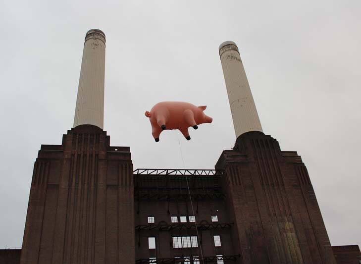Kako je gigantska leteća svinja zaustavila avio-saobraćaj iznad Londona… Fotosession koji se pretvorio u katastrofu
