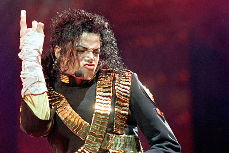 Odluka magazina Rolling Stone razljutila porodicu Majkla Džeksona… Ko je pravi kralj popa?