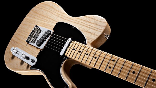 Ništa više neće biti isto… Fender prestaje da koristi jasen za izradu gitara, evo koje drvo će ga zameniti