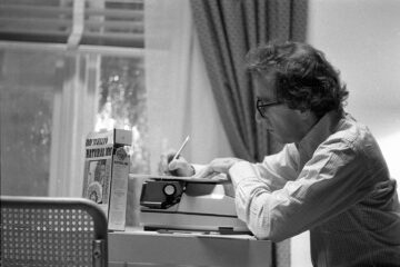 Vidi Alen/Photo: facebook@WoodyAllen