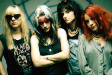 L7/Photo: promo Blackheart Records