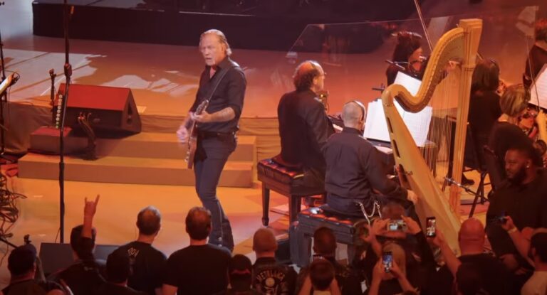 Hrabrost se isplati… Metallica predstavila i live verziju “Moth Into Flame”