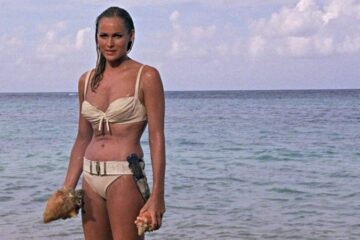 Ursula Andres, Dr No/printscreen