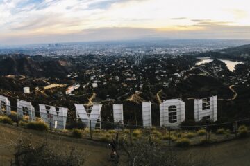 Hollywood/Photo; Pixabay