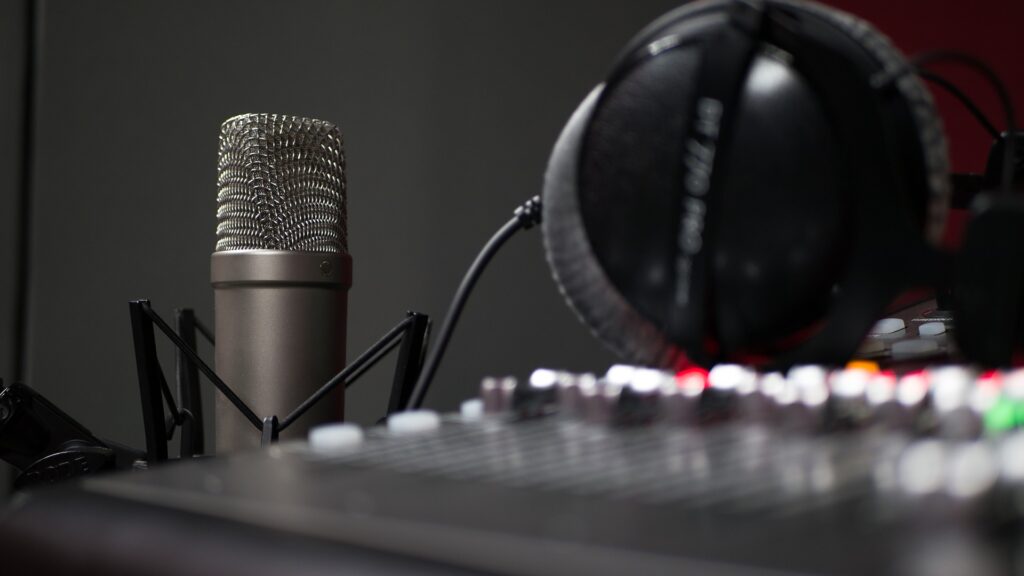 Studio, mikrofon/Photo: Pixabay