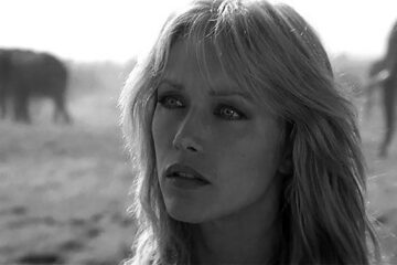 Tanja Roberts/Photo: printscreen