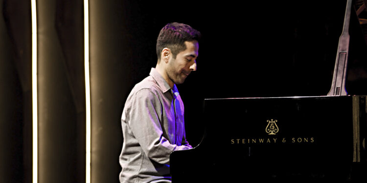 Elčin Širinov (Avišaj Koen Trio)/ Photo: AleX