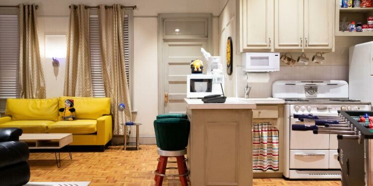 The FRIENDS Experience/Phozo: booking.com
