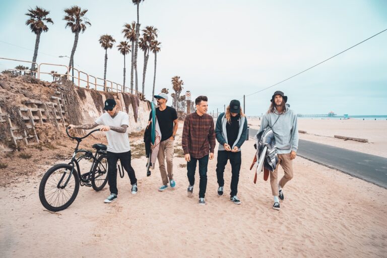 Ultimativna himna povratka u normalu… Kalifornijska grupa Dirty Heads u saradnji s Trainom objavila novu verziju hita “Vacation”