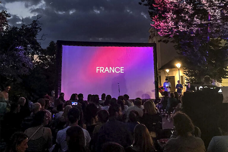 Premijerom filma “Francuska” sinoć je otvoren Festival Francuskog filma u Beogradu