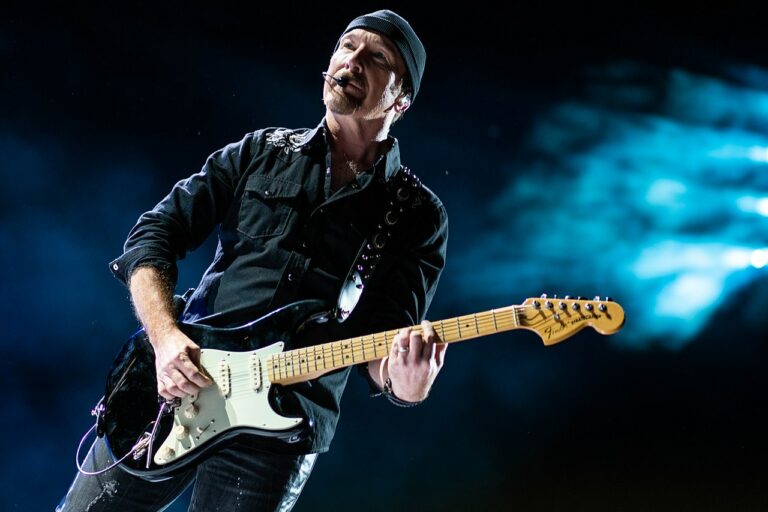 Legendarni gitarista The Edge otkrio: Ne znam da li bih ikad postao profesionalni muzičar da nije bilo grupe U2