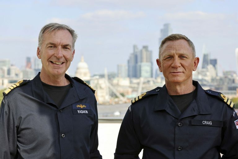 Kao da je pravi Bond… Danijel Krejg postao počasni komandant britanske Kraljevske mornarice
