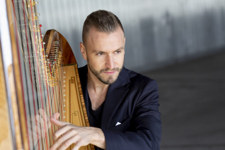 Koncert Joela von Lerbera i premijera filma “Dunavske strune“ na zatvaranju Međunarodnog festivala harfe