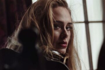 Adele, Easy On Me/ screenskot