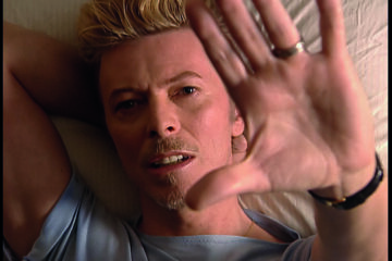 Dejvid Bouvi/Photo by - (c) David Bowie Archive (R)