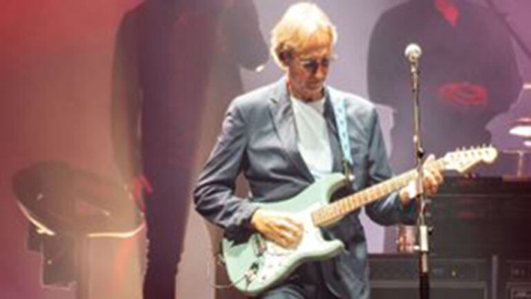 Zašto Majk Raderford na turneji Genesisa svira gitaru od – 140 dolara (!?)