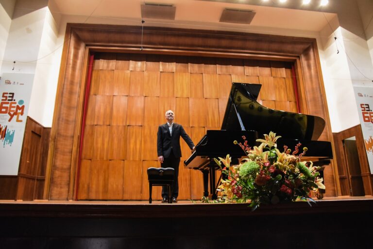 BEMUS… Aleksandar Madžar održao koncert pred punom dvoranom Kolarčeve zadužbine